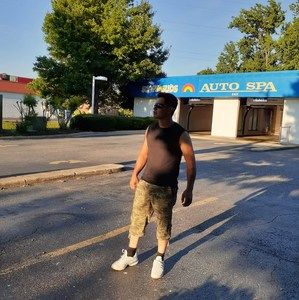 Meet your Posher, Marvin